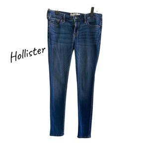 Hollister Low Rise Super Skinny Jeans 👖